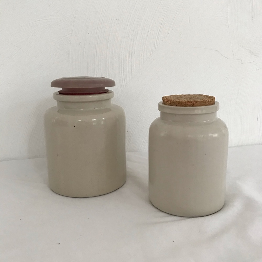 Price firm ❤️ Vtg Ceramic Stash Jars